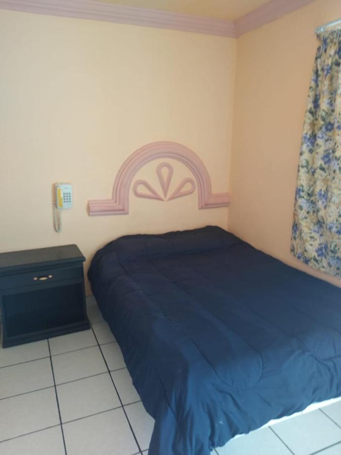 פורטו פנאסקו Hotel Plaza Penasco מראה חיצוני תמונה
