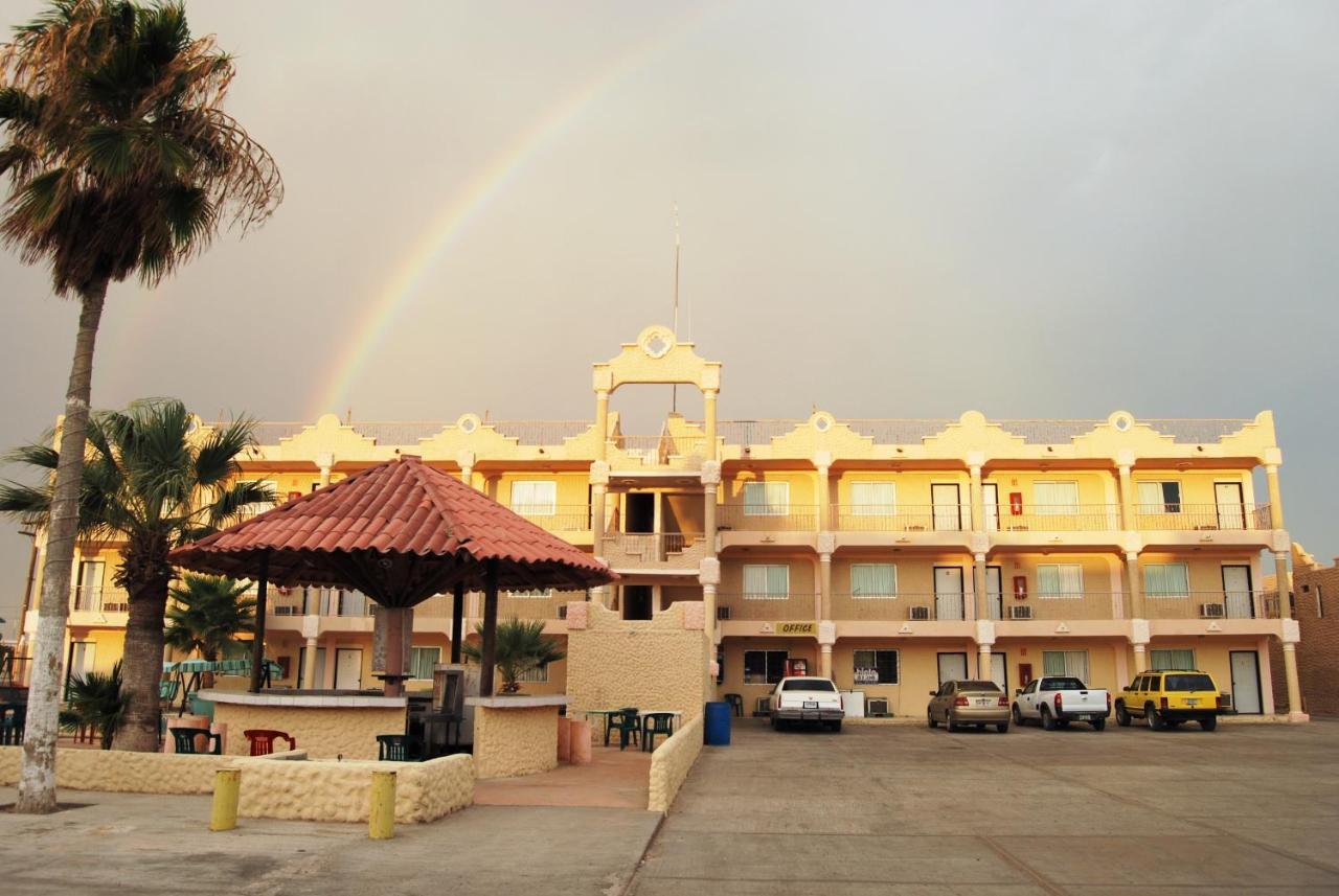 פורטו פנאסקו Hotel Plaza Penasco מראה חיצוני תמונה