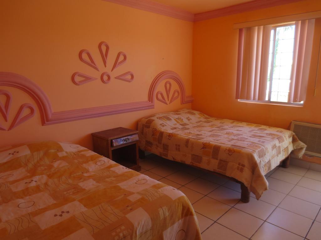 פורטו פנאסקו Hotel Plaza Penasco חדר תמונה